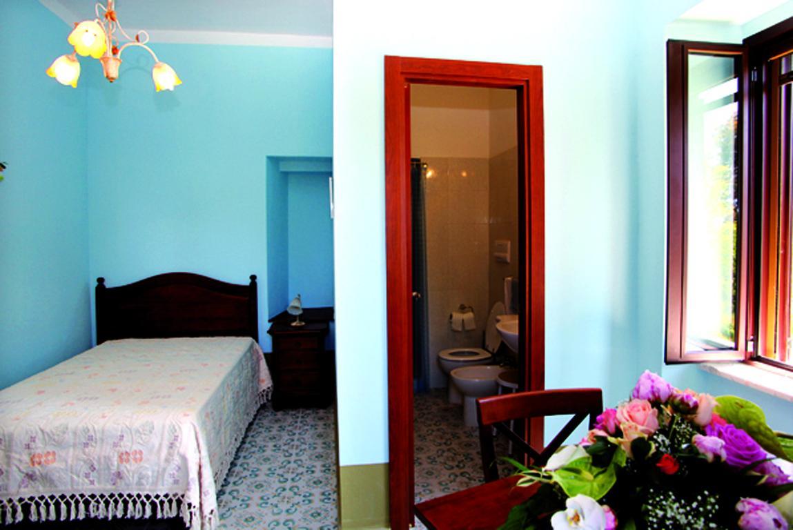 Il Nibbio Reale Country House Rocca d'Evandro Buitenkant foto