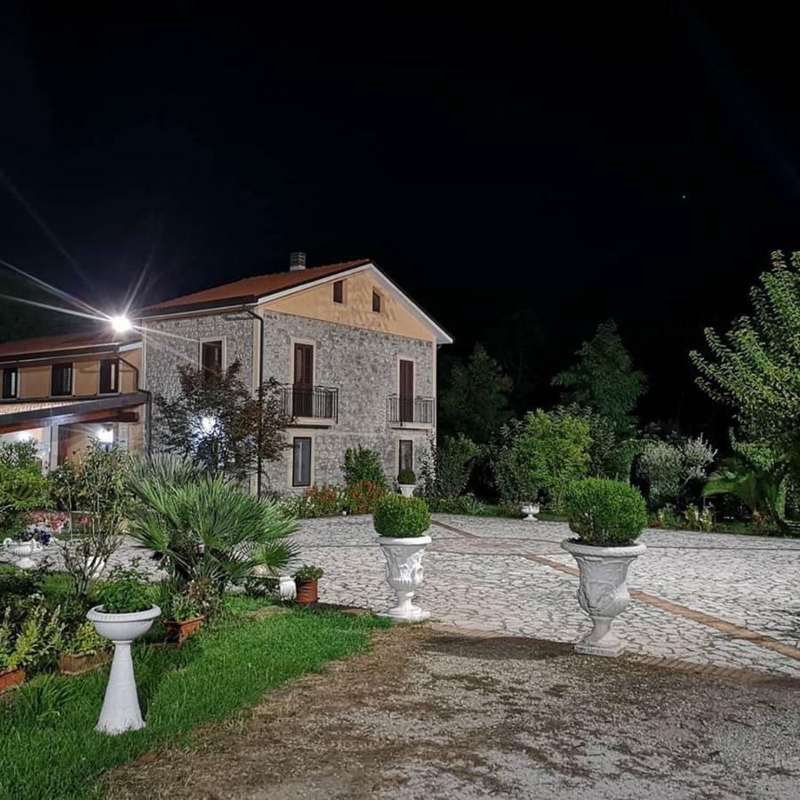 Il Nibbio Reale Country House Rocca d'Evandro Buitenkant foto